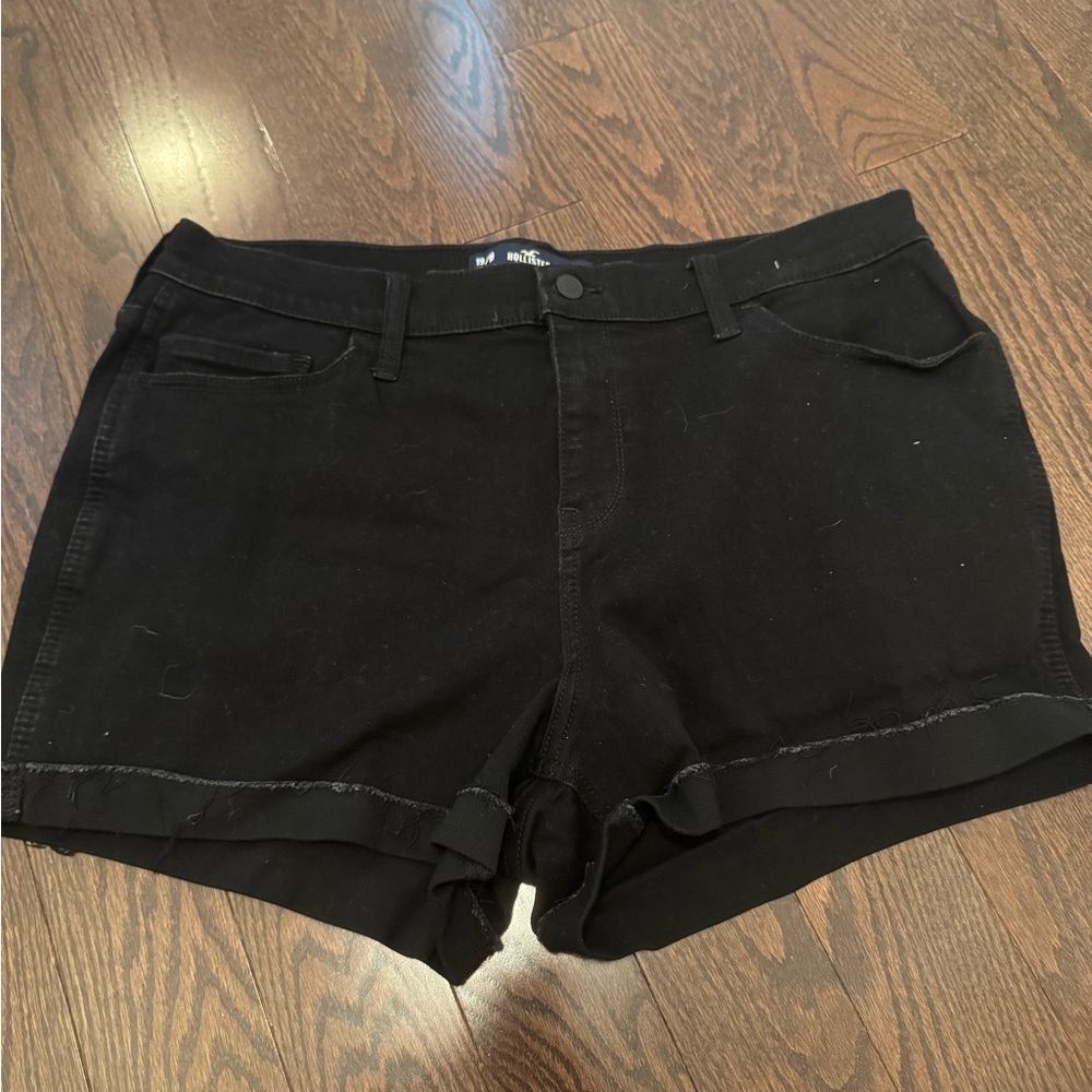 Hollister High Rise Black Denim Short